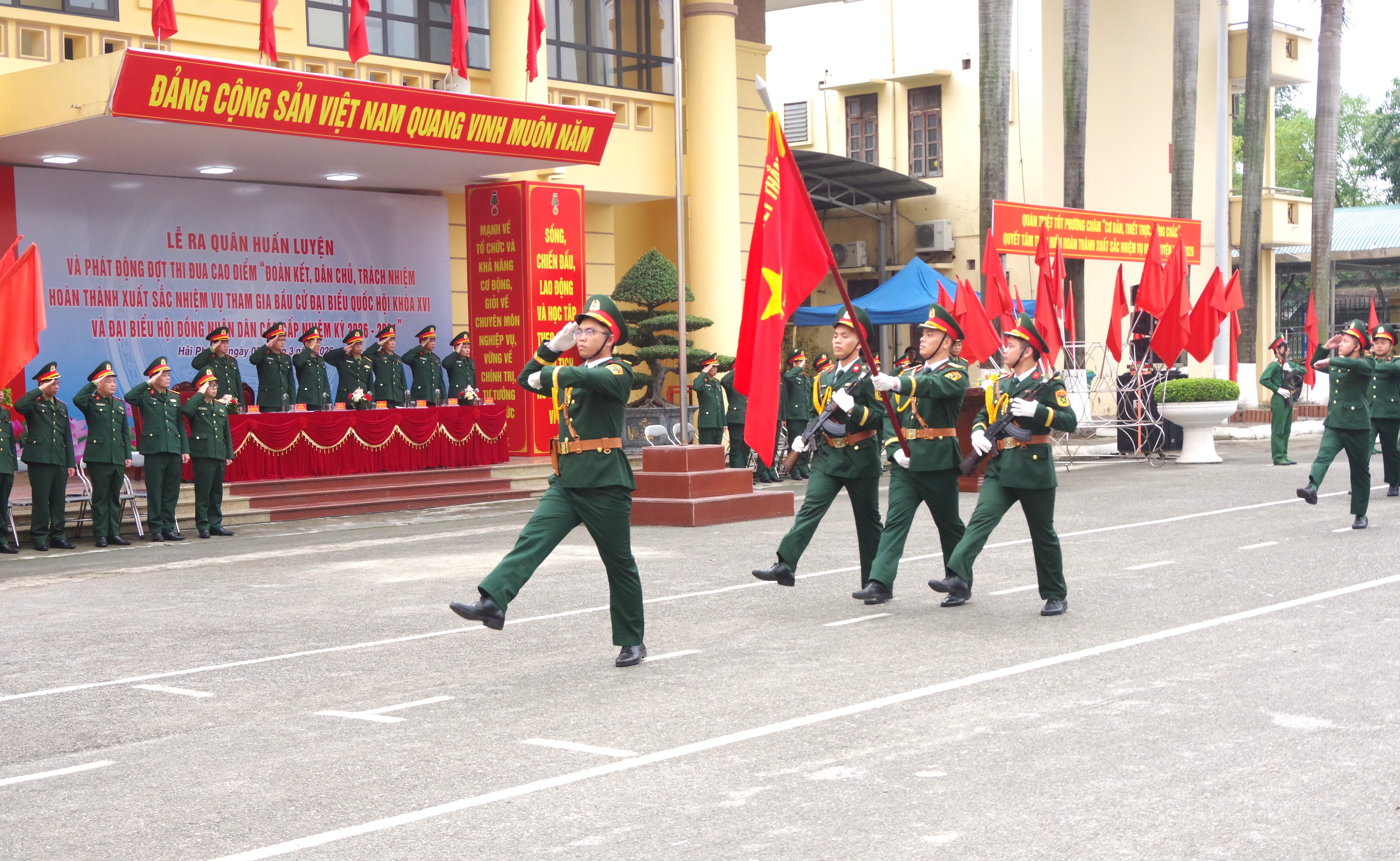 Bệnh viện Quân y 7 tổ chức Lễ ra quân huấn luyện năm 2026